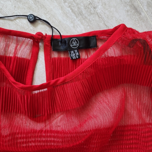 Misguided Red Crop sheer top sz. 6 NWT - Picture 6 of 6